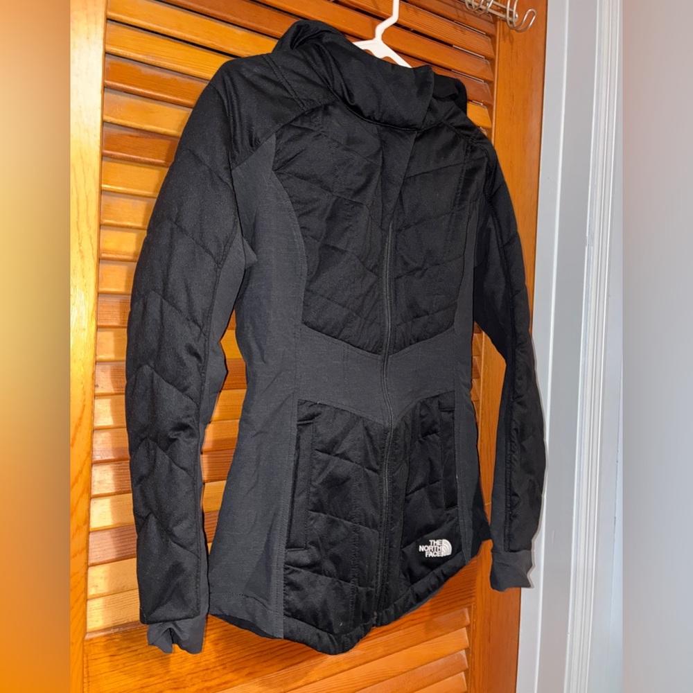 The North Face Pseudio Jacket, black - womens size small